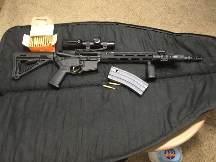 m4a1我没有,但是我有民用版的ar15,除了枪管是16英寸(vs14.