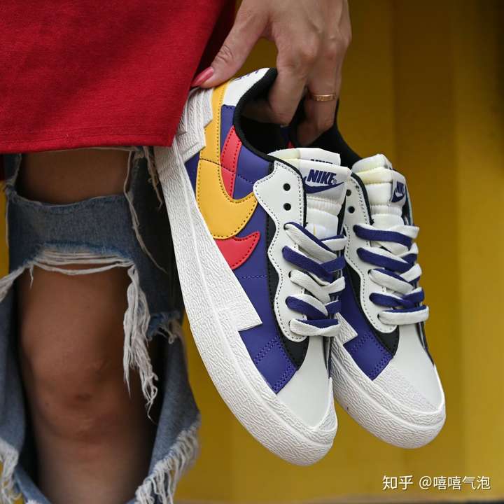 sacai x nike blazer mid解构有低帮吗?