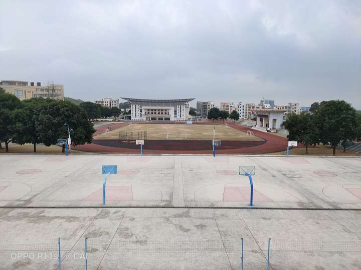 在广东高州中学就读是一番怎样的体验