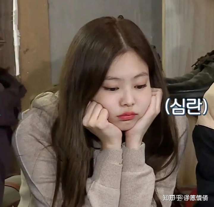 求blackpink金智妮(jennie)的美图?(可做头像的内种)?