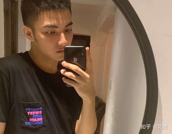 谁是你在现实生活中见过的最帅的男生?