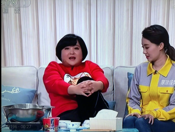 如何评价 2019 央视春晚中贾玲表演的小品《啼笑皆非?