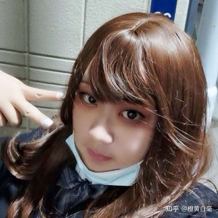 感觉穿女装上街都不算什么了.根本没人鸟你,东京稀奇古怪太多了