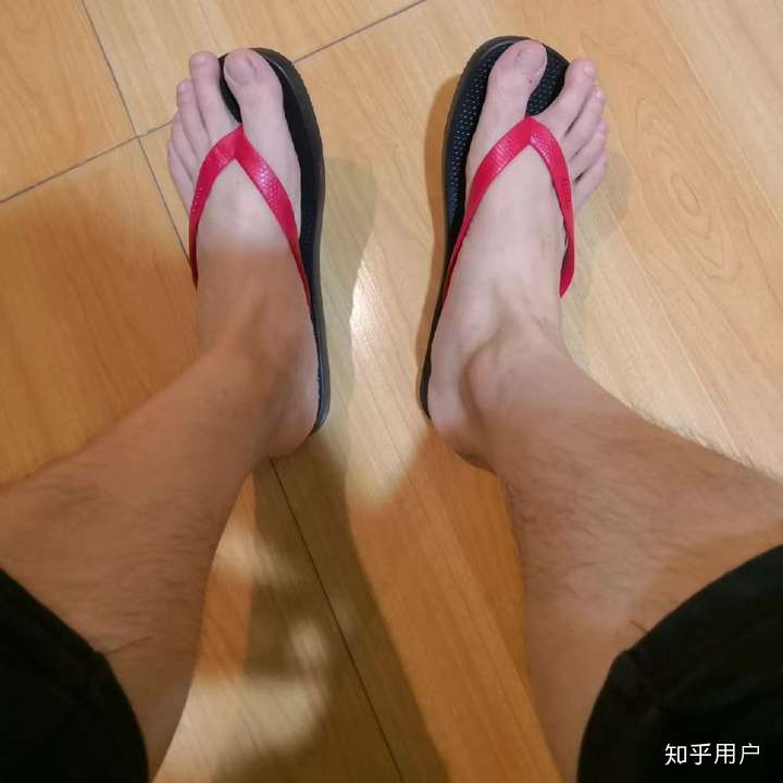 男生的脚什么样算好看