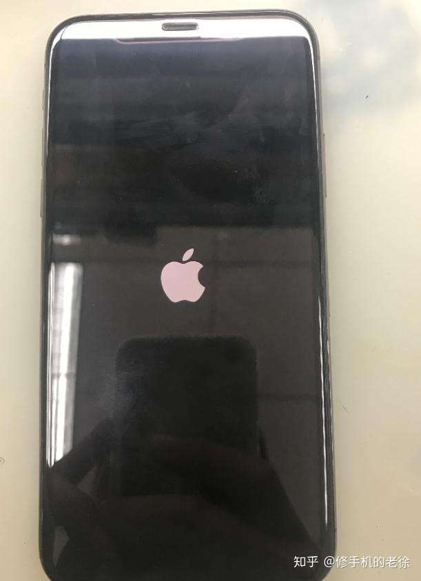 新买iphone x手机意外进水3秒报废,"防水"≠"抗水"