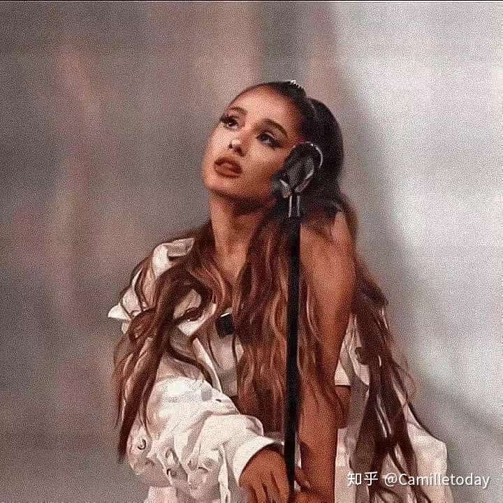 你们为什么喜欢a妹(ariana grande?