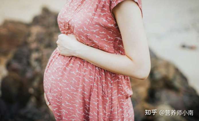 怀孕多久胸会变大?