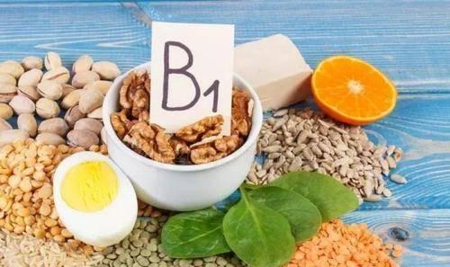 富含维生素b1的食物包括谷类,豆类,干果类,动物内脏,瘦肉,禽蛋中含量