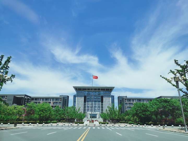 河南财经政法大学啥时候开学呀?