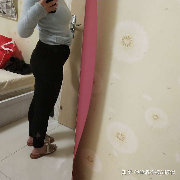 155身高体重110斤图片,身高155体重110体型图 如果你在路上看到一个155左右,看起来110斤的女孩子,你的第一反应是