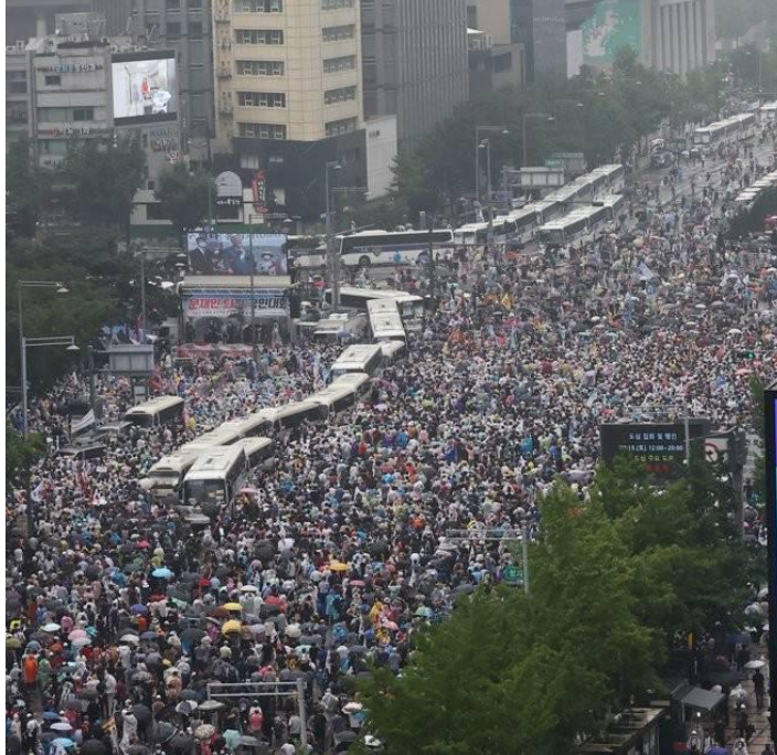 韩国“爱心第一教会”再次引爆疫情 400多人确诊