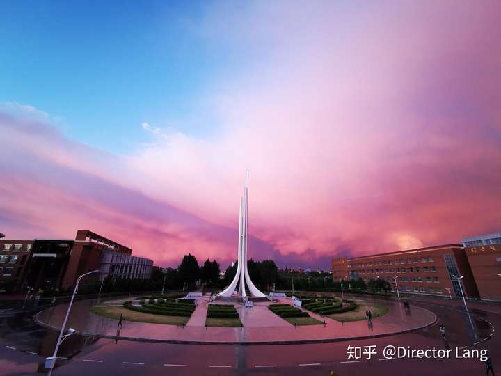 吉林财经大学有哪些特色建筑?