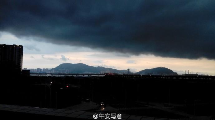 在深圳市新安中学高中部就读是一番体验?高中生cos云百度图片
