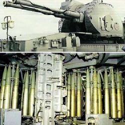 我们有自动装填机 请看,这是舰炮(ak130,俄海军,全世界火力最强大的