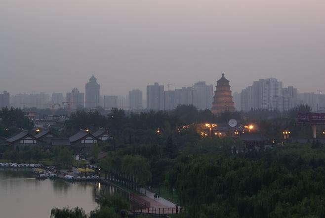 成渝城市圈、武汉城市圈、郑州西安城市群,三