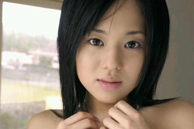 怎么拍妹子会显得胸很大? - 李冬的回答 - 知乎