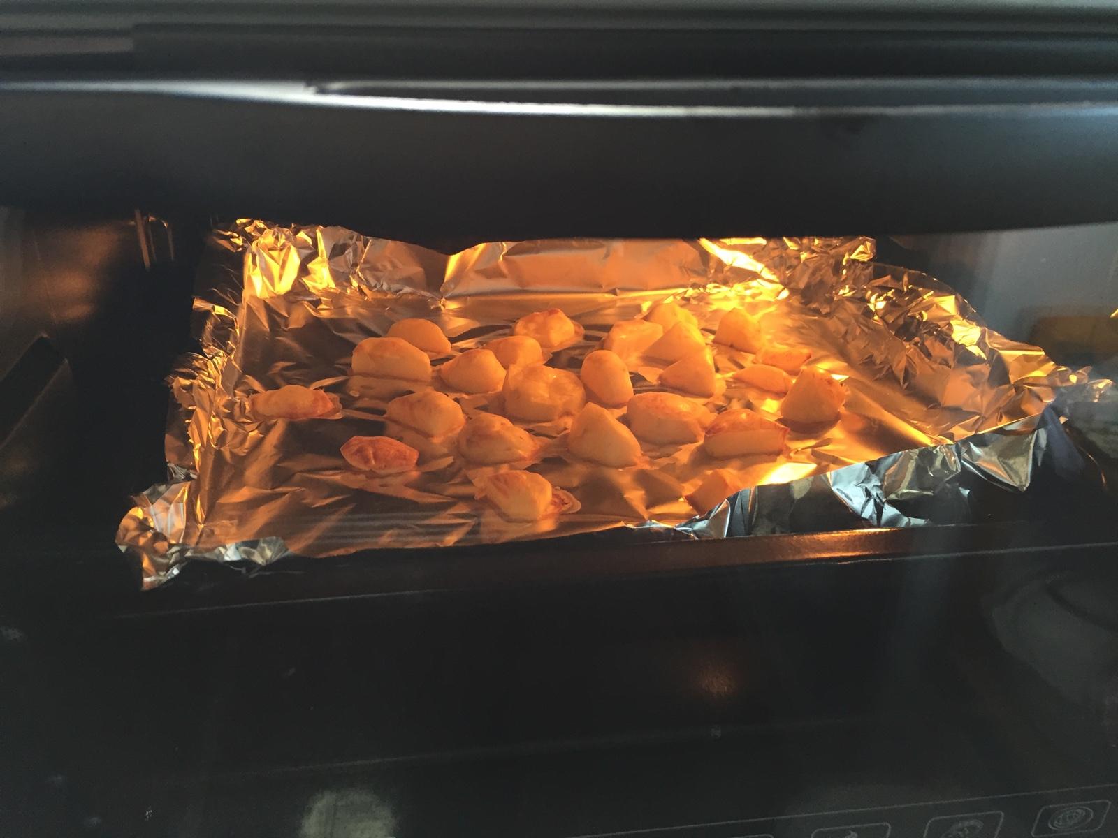 用烤箱可以做什么好吃简单便宜的美食?