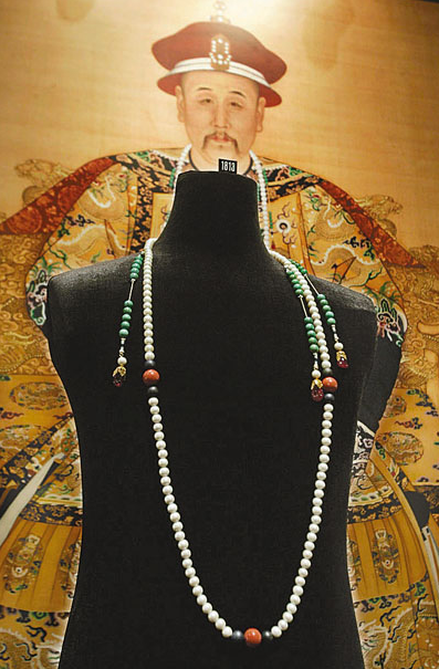 古代大臣佩戴的朝珠你想不想拥有一串?