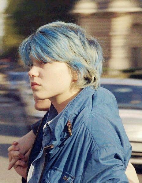 2léa seydoux 《阿黛尔的生活》的蓝发帅晕了