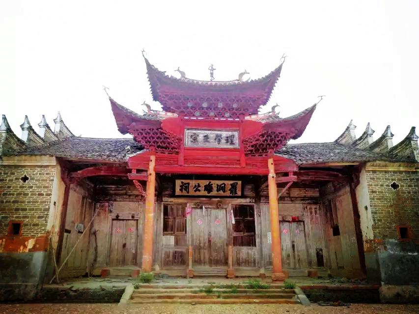 "江南第一祠"王家大祠堂—诚敬堂(国家文物保护单位)位于富田镇王家村