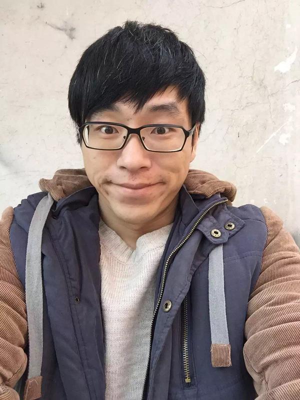 不吹气可以演傻x(这张是我boos要给我做媒硬要我自拍然后故意自拍的