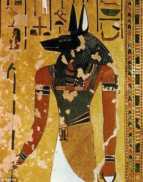 埃及狗头神史努比…不对…阿努比斯  显示全部