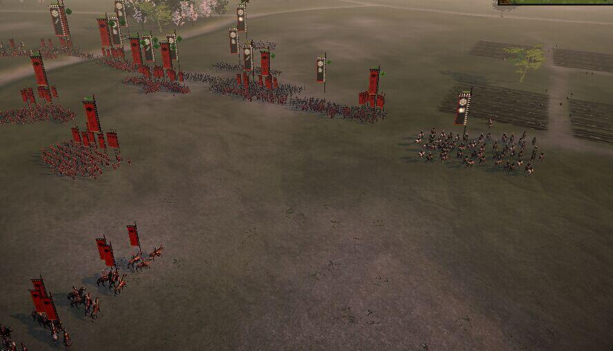 从右侧冲到了我方主战线的后面,图片左下角是我的骑兵,列阵准备迎敌