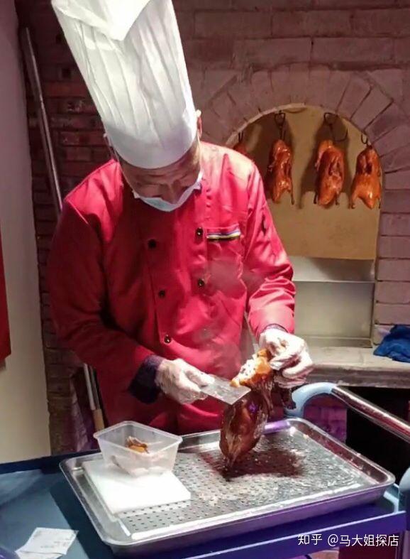 胡记北京烤鸭在南京品尝不一样的北京味