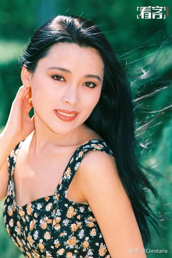 大陆90年代美女挂历照,注意看妆容