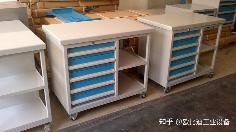 东莞工具柜生产商移动工具车图片