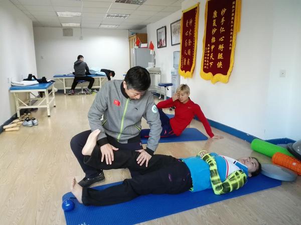 半月板体部缝合术后来国奥万鼎运动医学康复中心