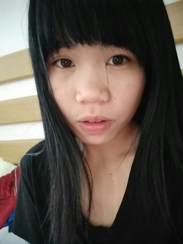 塌鼻子的女生留什么发型好看?