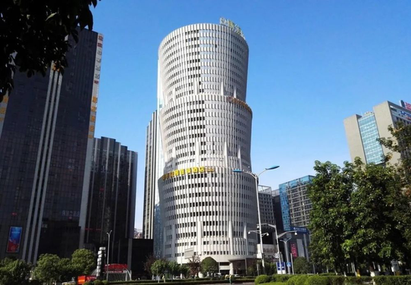 3.解放碑国泰艺术中心
