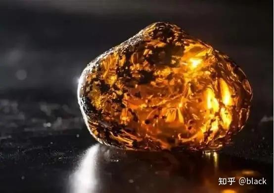 琥珀遗落在时间海的泪滴