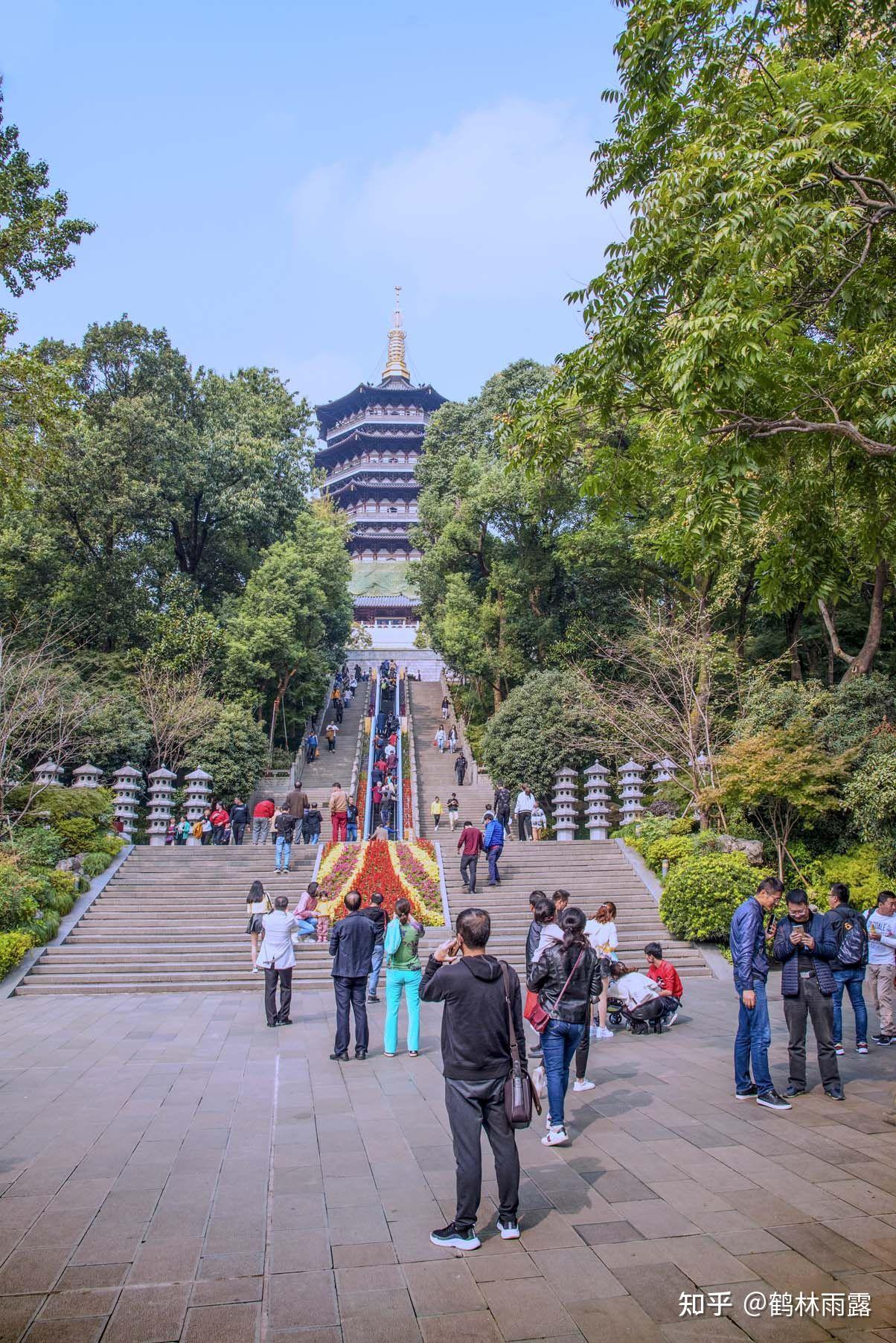 杭州西湖十景之一雷峰塔