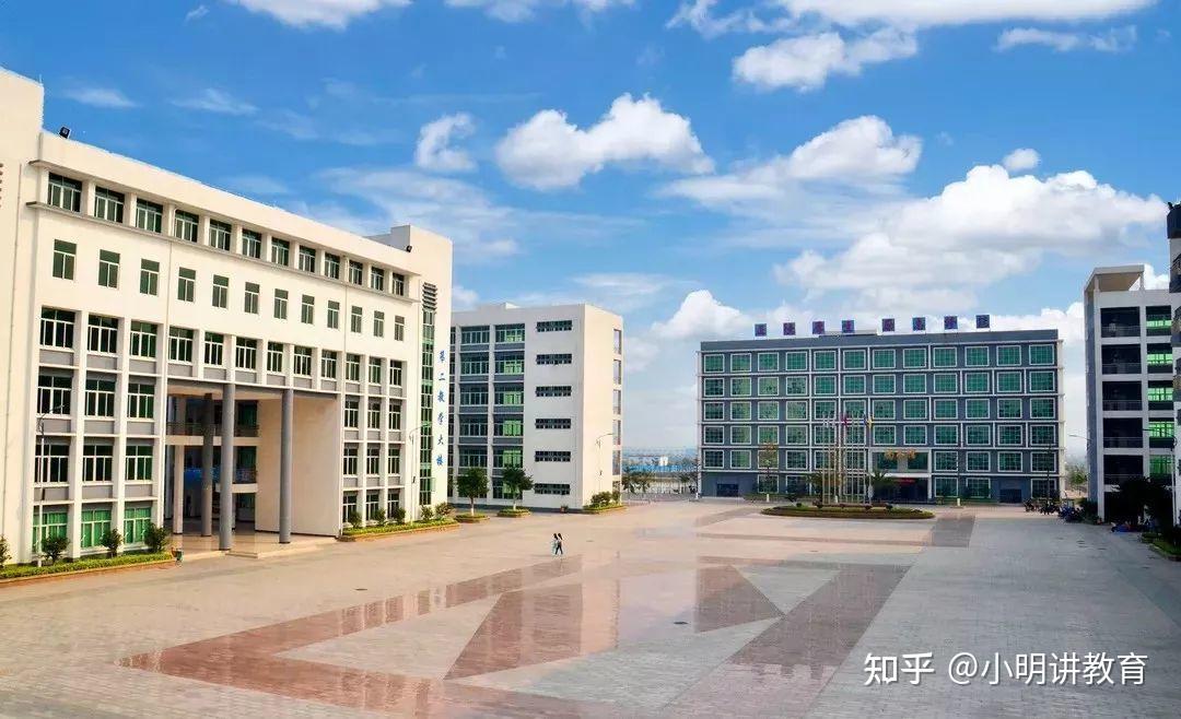 广州工商学院