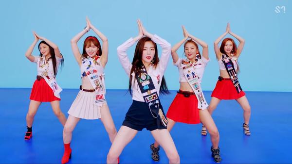 power up red velvet,redvelvet成员 如何评价 red velvet 新曲《power up》的歌曲和 mv?