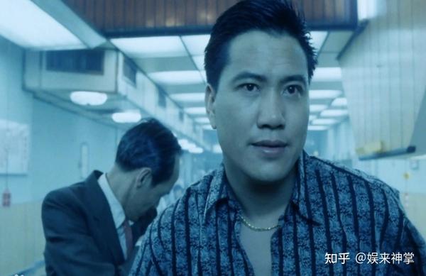 大佬万梓良:娶小16岁空姐为妻,晚年频频商演捞金,生活
