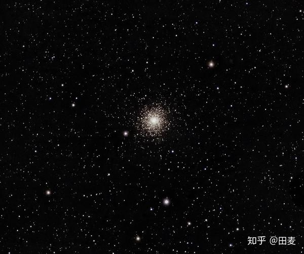 m15:位于飞马座的一个球状星团.
