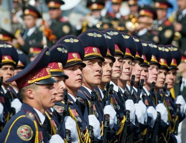 乌克兰仪仗队的大盖帽