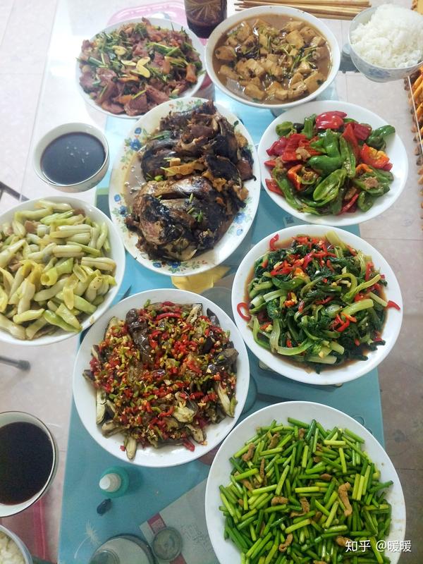 两个人在家做饭,100元能享受到多丰盛的一顿饭?