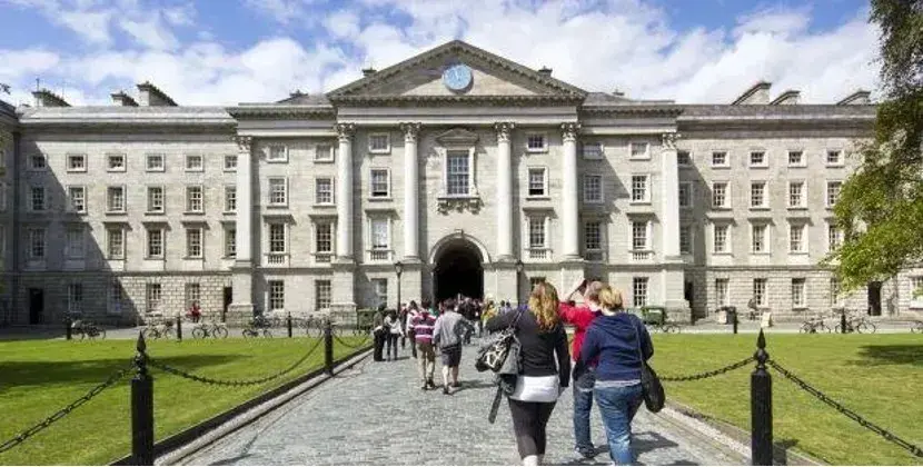 院校推荐爱尔兰最古老的大学都柏林圣三一学院