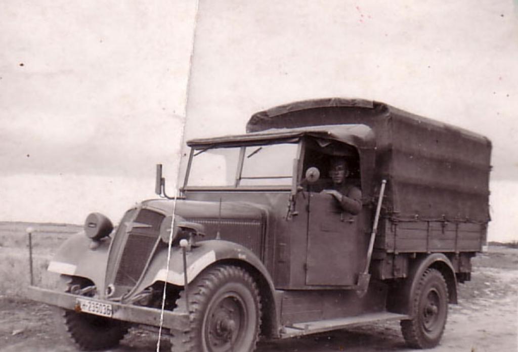德国阿德勒汽车一个消失在战争中的汽车品牌