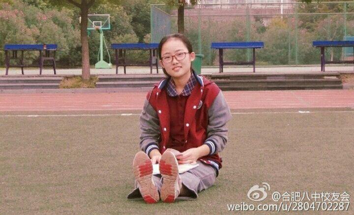 中国高中生物理穿搭?v物理定律气体高中女生图片