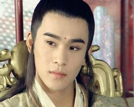 中国影视圈中有哪些古典美的男演员?