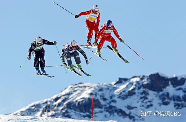 普通滑雪都不会的我,对奥运会比赛中的高山滑雪运动员投去了崇拜的