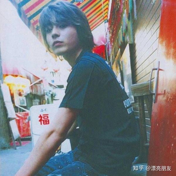 然后同样是日本艺人,我能get到山田孝之,伊藤健太郎和木村兔哉的颜值