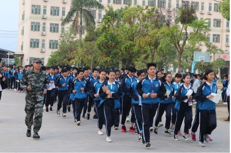 普宁国贤学校校园环境