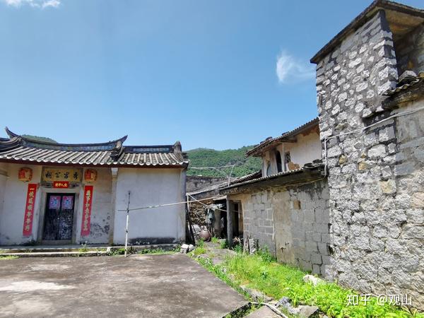 藏在高山之上石屋新村:饶平石壁村旅游攻略