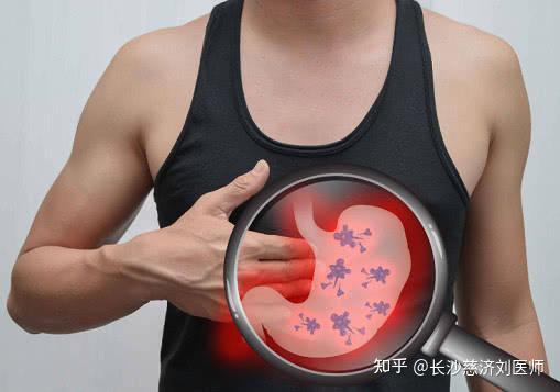 26岁胃癌晚期仅剩6个月妻子日夜守候盼奇迹